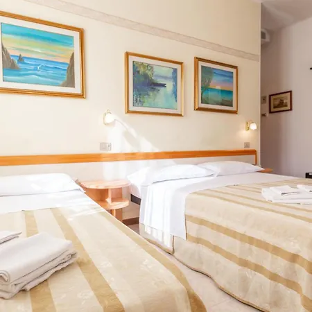 Parco Fellini Hotel 3*