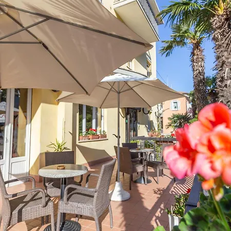 Parco Fellini Hotel 3*