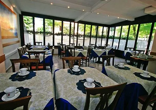 Отель Parco Fellini 3*