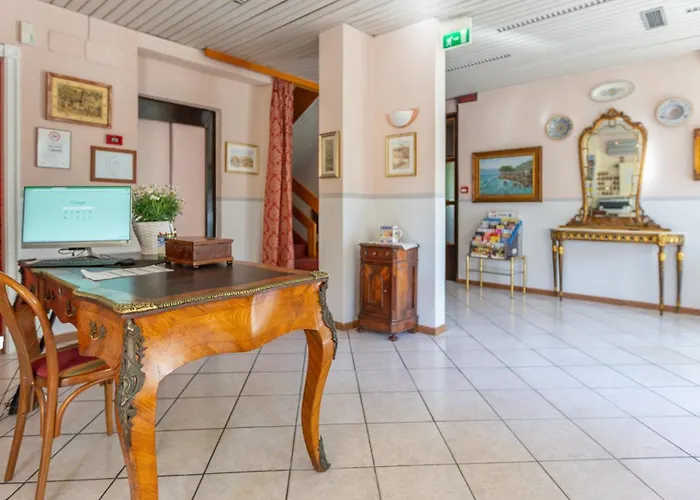 Hotel Parco Fellini 3*